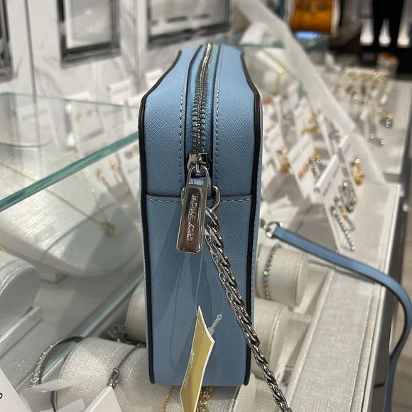 MICHAEL KORS Jet Set Large Saffiano Leather Crossbody Bag
LIGHT SKY
NWT - Picture 13 of 16